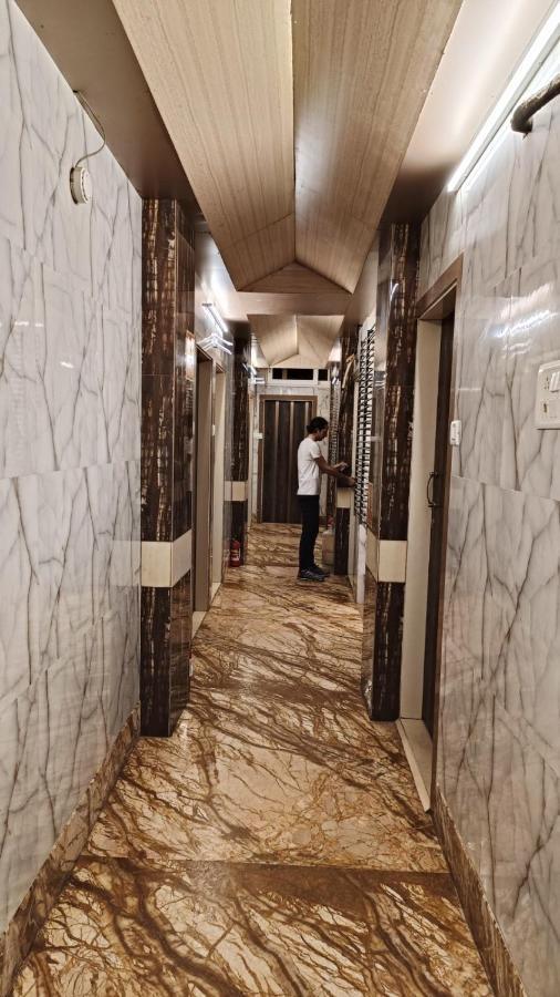 Hotel Oliver Bombay Extérieur photo